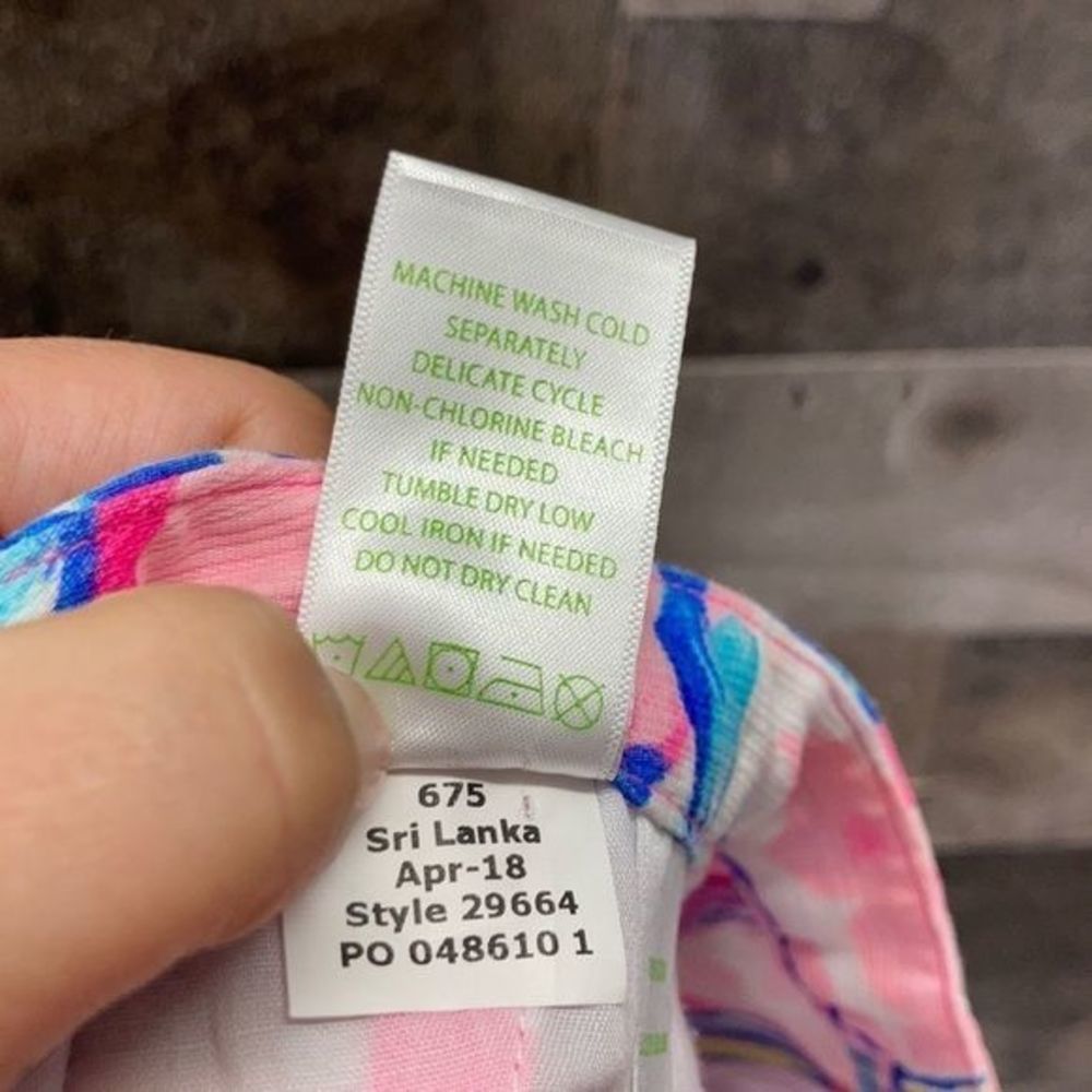 Lilly Pulitzer Adie Pink Sunset 4” Shorts - Picture 12 of 12